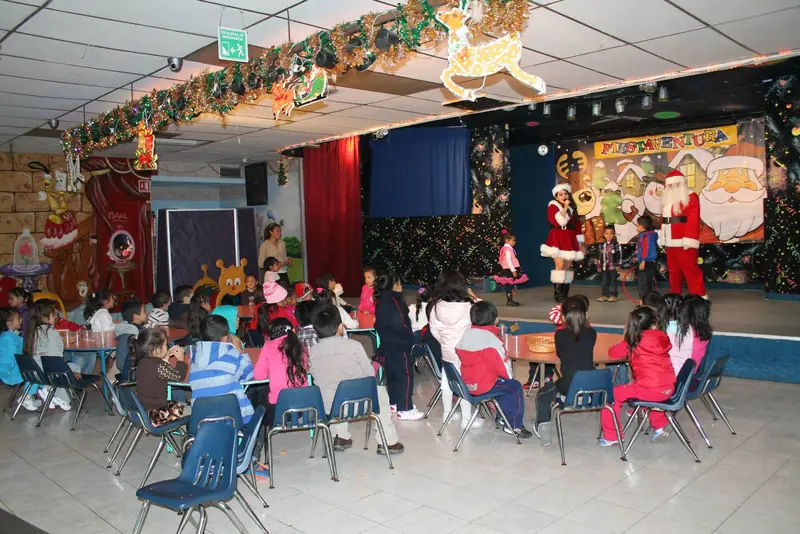 Posada con show de Santa